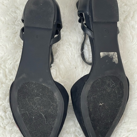 C. EST 1948 Black Embroidered Floral Buckle Sandel Flats Size 9 - Picture 4 of 7